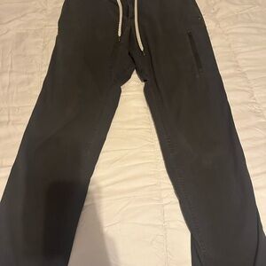 Men's Vuori ripstop pants size L EUC